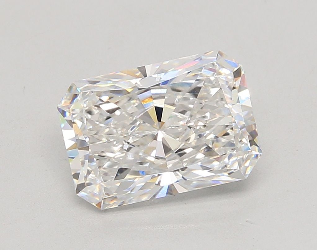 IGI Radiant 3.05ct D VVS2 - Loose Lab Diamond: IGI Radiant 3.05ct D VVS2 - Loose Lab Diamond Item Specifics: Source: This Is A Real Diamond Grown In A Lab Not Mined. Carat: 3.05 Cut: - Color: D Clarity: VVS2 Polish: EX Symmetry: EX Measurements: 1