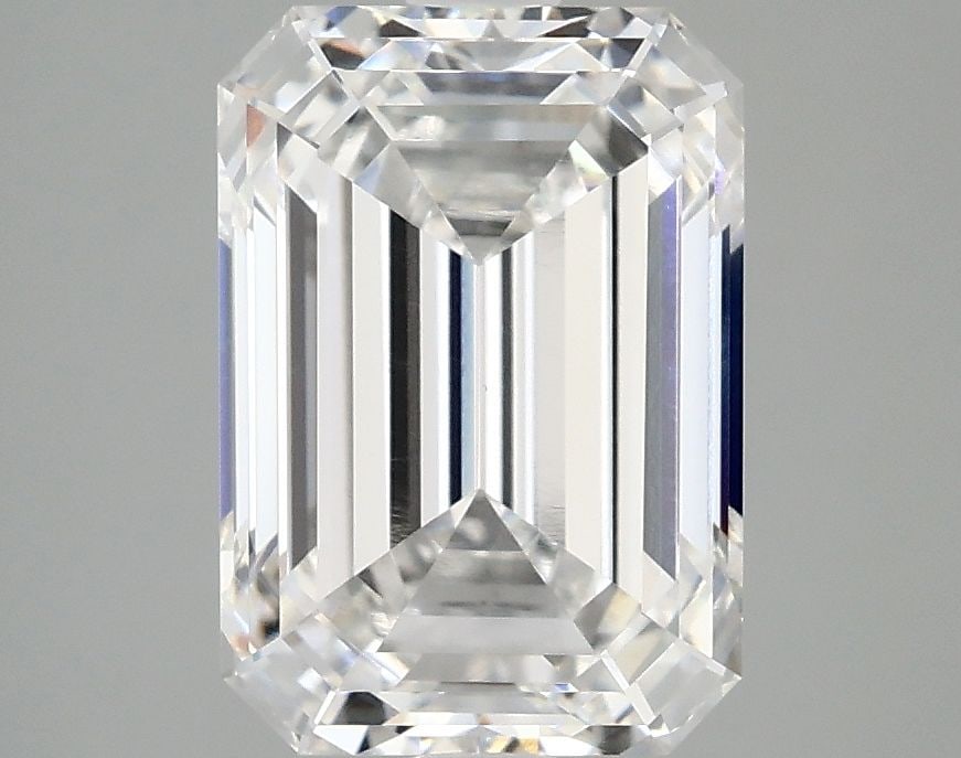 IGI Emerald 3.1ct E VVS2 - Loose Lab Diamond: IGI Emerald 3.1ct E VVS2 - Loose Lab Diamond Item Specifics: Source: This Is A Real Diamond Grown In A Lab Not Mined. Carat: 3.1 Cut: - Color: E Clarity: VVS2 Polish: EX Symmetry: EX Measurements: 9.8