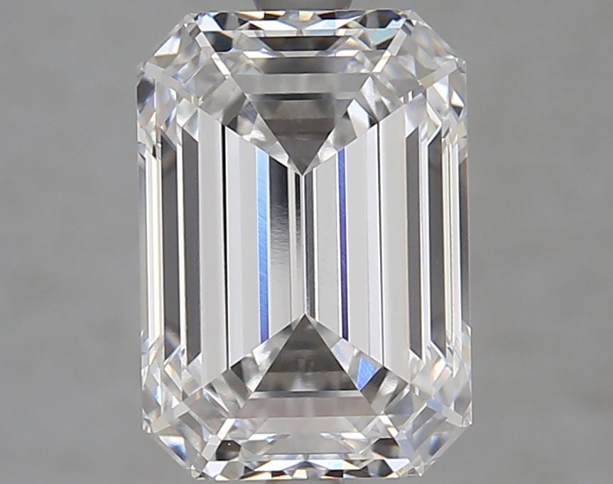 IGI Emerald 4.17ct D VVS2 - Loose Lab Diamond: IGI Emerald 4.17ct D VVS2 - Loose Lab Diamond Item Specifics: Source: This Is A Real Diamond Grown In A Lab Not Mined. Carat: 4.17 Cut: - Color: D Clarity: VVS2 Polish: EX Symmetry: EX Measurements: 1