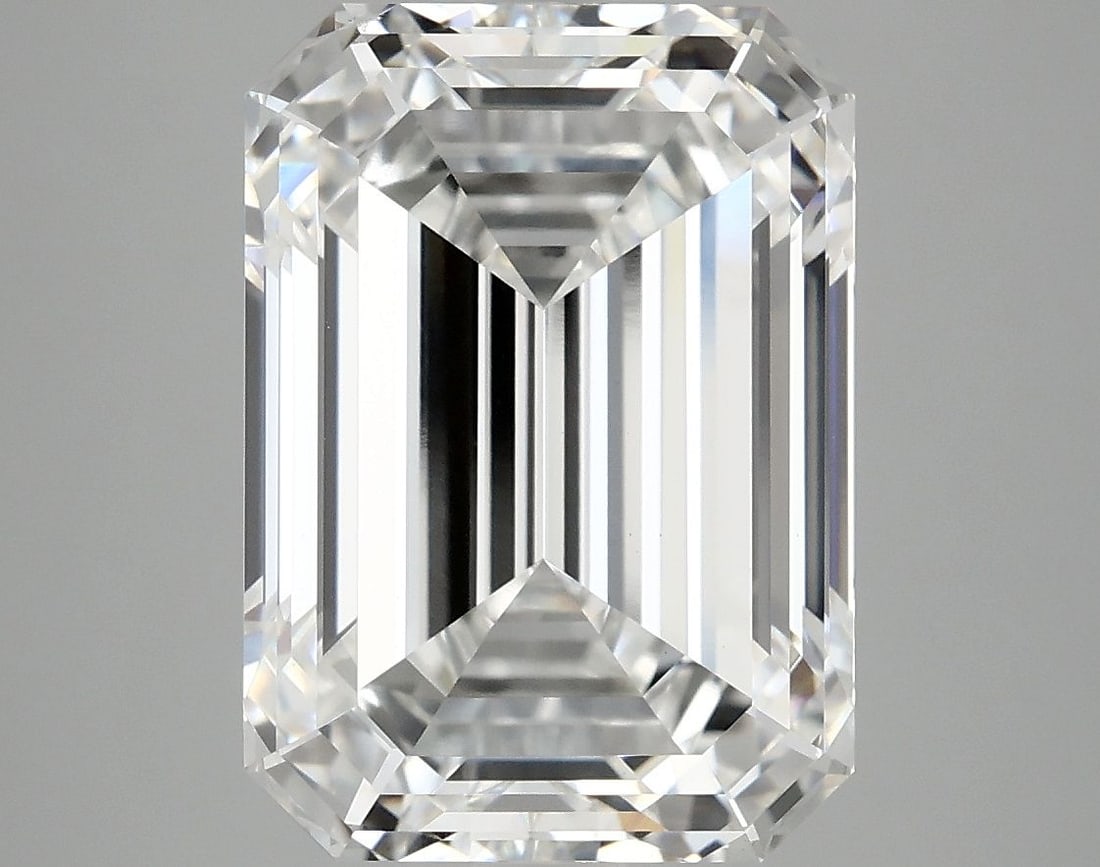 IGI Emerald 7.18ct E VVS2 - Loose Lab Diamond: IGI Emerald 7.18ct E VVS2 - Loose Lab Diamond Item Specifics: Source: This Is A Real Diamond Grown In A Lab Not Mined. Carat: 7.18 Cut: - Color: E Clarity: VVS2 Polish: EX Symmetry: EX Measurements: 1