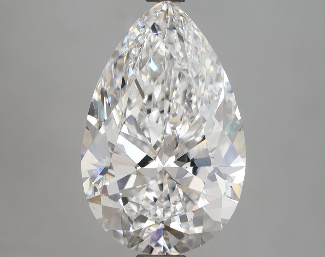 IGI Pear 4.41ct D VVS1 - Loose Lab Diamond: IGI Pear 4.41ct D VVS1 - Loose Lab Diamond Item Specifics: Source: This Is A Real Diamond Grown In A Lab Not Mined. Carat: 4.41 Cut: - Color: D Clarity: VVS1 Polish: EX Symmetry: EX Measurements: 14.0
