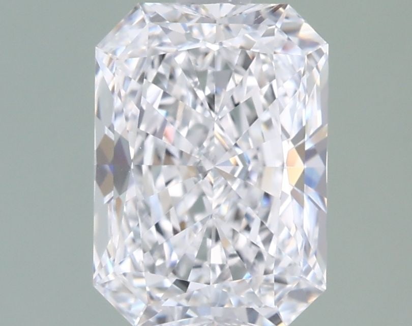 IGI Radiant 1.6ct D VVS2 - Loose Lab Diamond: IGI Radiant 1.6ct D VVS2 - Loose Lab Diamond Item Specifics: Source: This Is A Real Diamond Grown In A Lab Not Mined. Carat: 1.6 Cut: - Color: D Clarity: VVS2 Polish: EX Symmetry: EX Measurements: 8.3