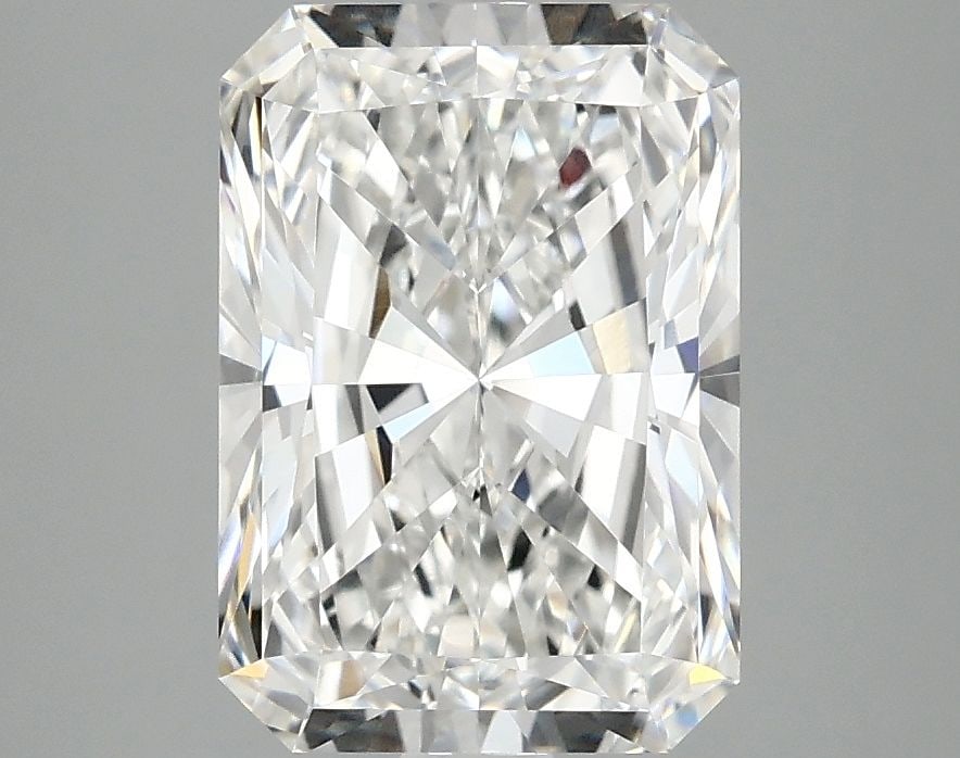 IGI Radiant 3.1ct E VVS2 - Loose Lab Diamond: IGI Radiant 3.1ct E VVS2 - Loose Lab Diamond Item Specifics: Source: This Is A Real Diamond Grown In A Lab Not Mined. Carat: 3.1 Cut: - Color: E Clarity: VVS2 Polish: EX Symmetry: EX Measurements: 10.