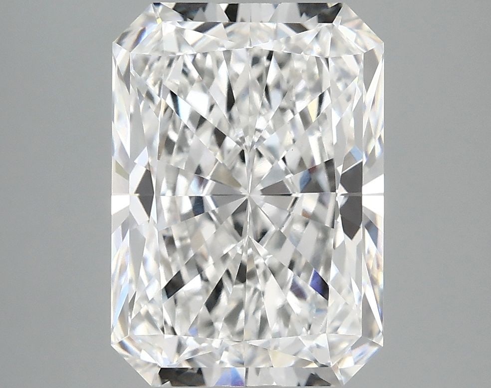 IGI Radiant 4.19ct E VVS2 - Loose Lab Diamond: IGI Radiant 4.19ct E VVS2 - Loose Lab Diamond Item Specifics: Source: This Is A Real Diamond Grown In A Lab Not Mined. Carat: 4.19 Cut: - Color: E Clarity: VVS2 Polish: EX Symmetry: EX Measurements: 1