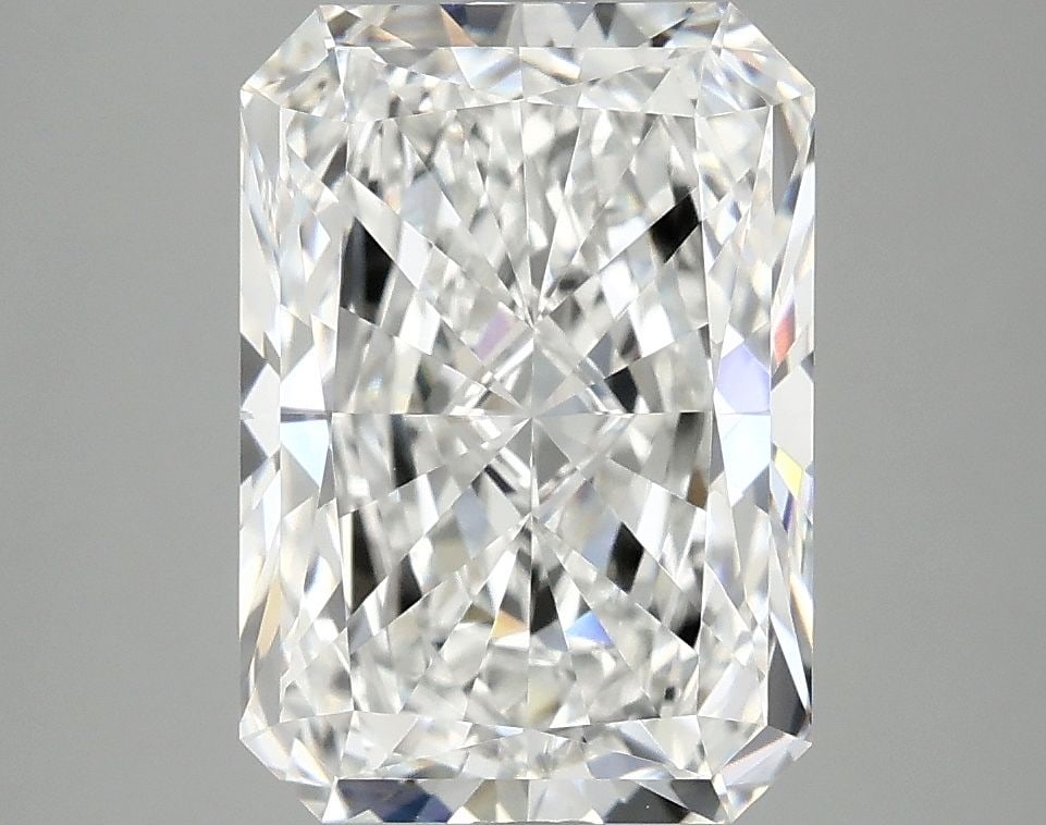 IGI Radiant 3.89ct E VVS2 - Loose Lab Diamond: IGI Radiant 3.89ct E VVS2 - Loose Lab Diamond Item Specifics: Source: This Is A Real Diamond Grown In A Lab Not Mined. Carat: 3.89 Cut: - Color: E Clarity: VVS2 Polish: EX Symmetry: EX Measurements: