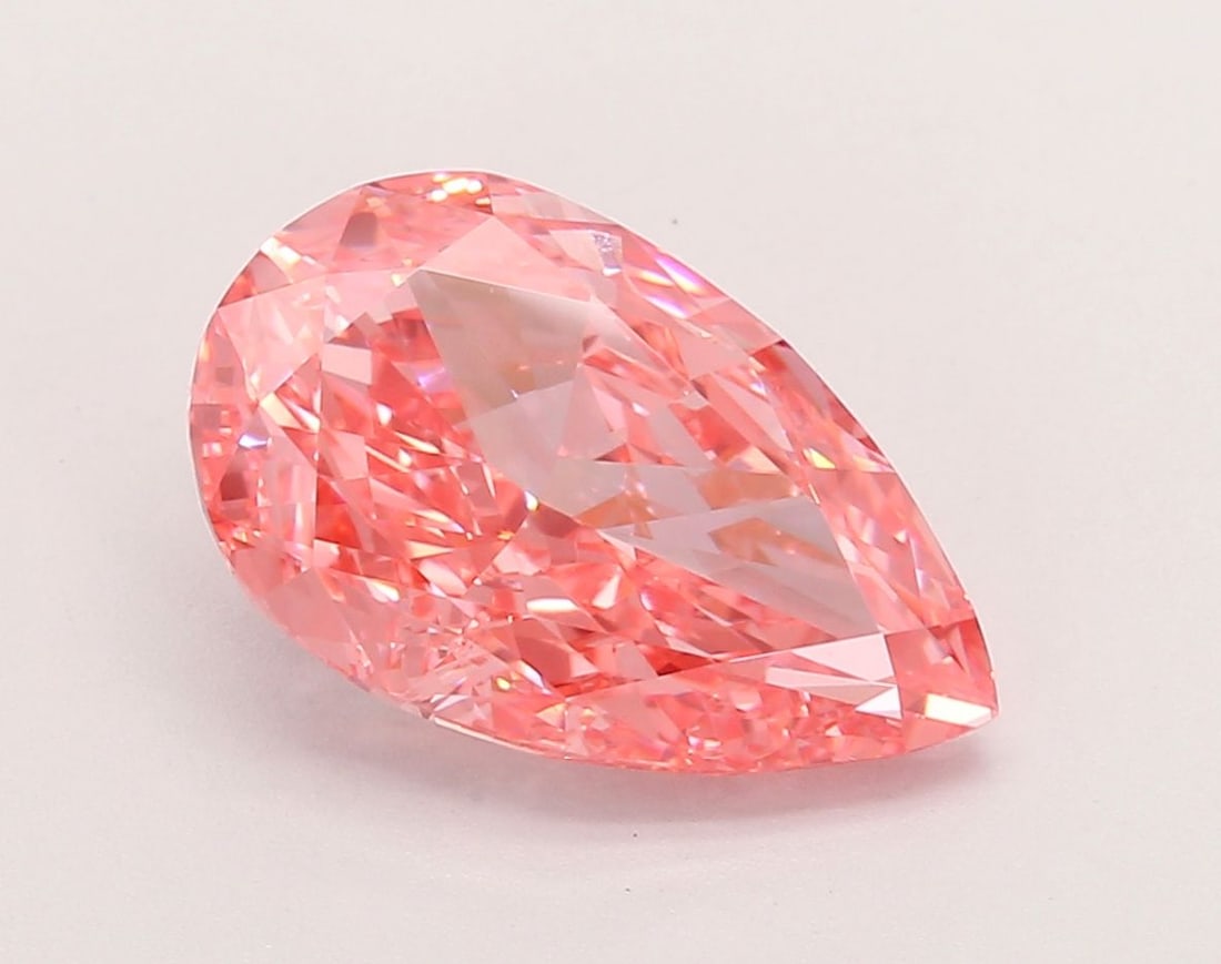 IGI Pear 4.06ct Fancy Vivid Pink VVS2 - Loose Lab Diamond: IGI Pear 4.06ct Fancy Vivid Pink VVS2 - Loose Lab Diamond Item Specifics: Source: This Is A Real Diamond Grown In A Lab Not Mined. Carat: 4.06 Cut: - Color: Fancy Vivid Pink Clarity: VVS2 Polish: EX