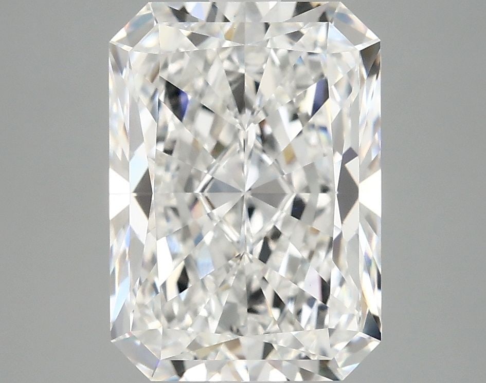 IGI Radiant 4.18ct E VVS2 - Loose Lab Diamond: IGI Radiant 4.18ct E VVS2 - Loose Lab Diamond Item Specifics: Source: This Is A Real Diamond Grown In A Lab Not Mined. Carat: 4.18 Cut: - Color: E Clarity: VVS2 Polish: EX Symmetry: EX Measurements: 1