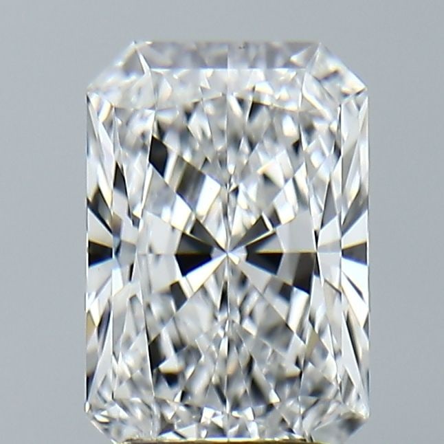 IGI Radiant 2.04ct E VVS1 - Loose Lab Diamond: IGI Radiant 2.04ct E VVS1 - Loose Lab Diamond Item Specifics: Source: This Is A Real Diamond Grown In A Lab Not Mined. Carat: 2.04 Cut: - Color: E Clarity: VVS1 Polish: EX Symmetry: EX Measurements: 9
