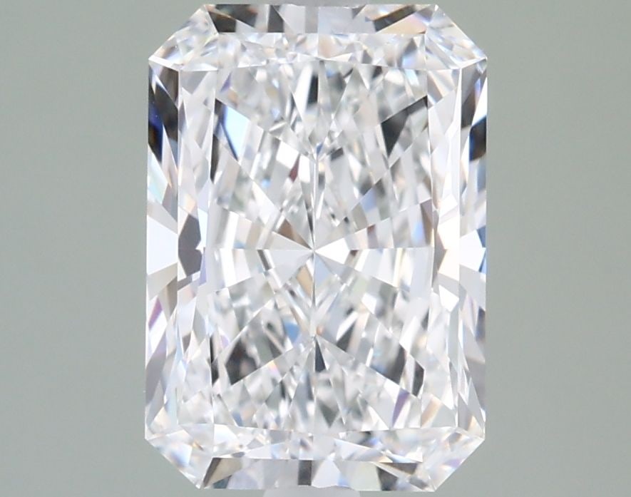 IGI Radiant 2.02ct E VVS1 - Loose Lab Diamond: IGI Radiant 2.02ct E VVS1 - Loose Lab Diamond Item Specifics: Source: This Is A Real Diamond Grown In A Lab Not Mined. Carat: 2.02 Cut: - Color: E Clarity: VVS1 Polish: EX Symmetry: EX Measurements: 9