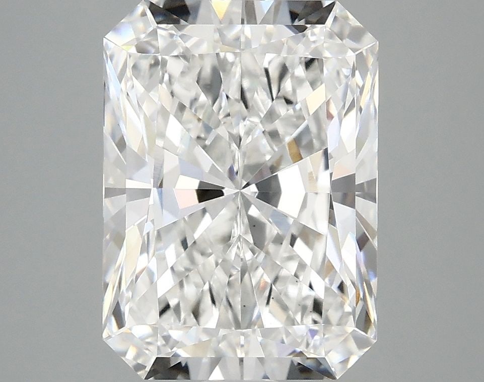 IGI Radiant 4.18ct D VVS2 - Loose Lab Diamond: IGI Radiant 4.18ct D VVS2 - Loose Lab Diamond Item Specifics: Source: This Is A Real Diamond Grown In A Lab Not Mined. Carat: 4.18 Cut: - Color: D Clarity: VVS2 Polish: EX Symmetry: EX Measurements: 1