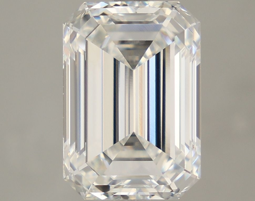 IGI Emerald 4.19ct E VVS1 - Loose Lab Diamond: IGI Emerald 4.19ct E VVS1 - Loose Lab Diamond Item Specifics: Source: This Is A Real Diamond Grown In A Lab Not Mined. Carat: 4.19 Cut: - Color: E Clarity: VVS1 Polish: EX Symmetry: EX Measurements: 1