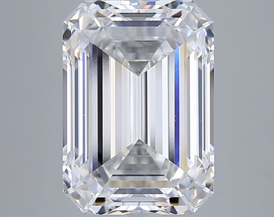 GIA Emerald 5.24ct E VVS2 - Loose Lab Diamond: GIA Emerald 5.24ct E VVS2 - Loose Lab Diamond Item Specifics: Source: This Is A Real Diamond Grown In A Lab Not Mined. Carat: 5.24 Cut: - Color: E Clarity: VVS2 Polish: EX Symmetry: EX Measurements: 1