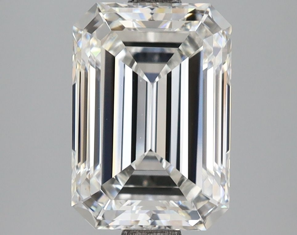 IGI Emerald 3.08ct E VVS2 - Loose Lab Diamond: IGI Emerald 3.08ct E VVS2 - Loose Lab Diamond Item Specifics: Source: This Is A Real Diamond Grown In A Lab Not Mined. Carat: 3.08 Cut: - Color: E Clarity: VVS2 Polish: EX Symmetry: EX Measurements: 9