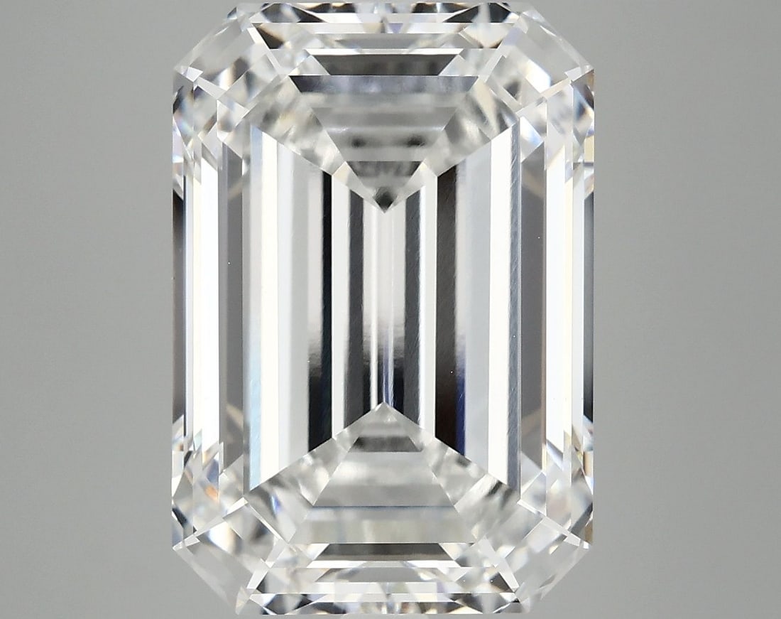 IGI Emerald 10.49ct E VVS2 - Loose Lab Diamond (1 of 1)