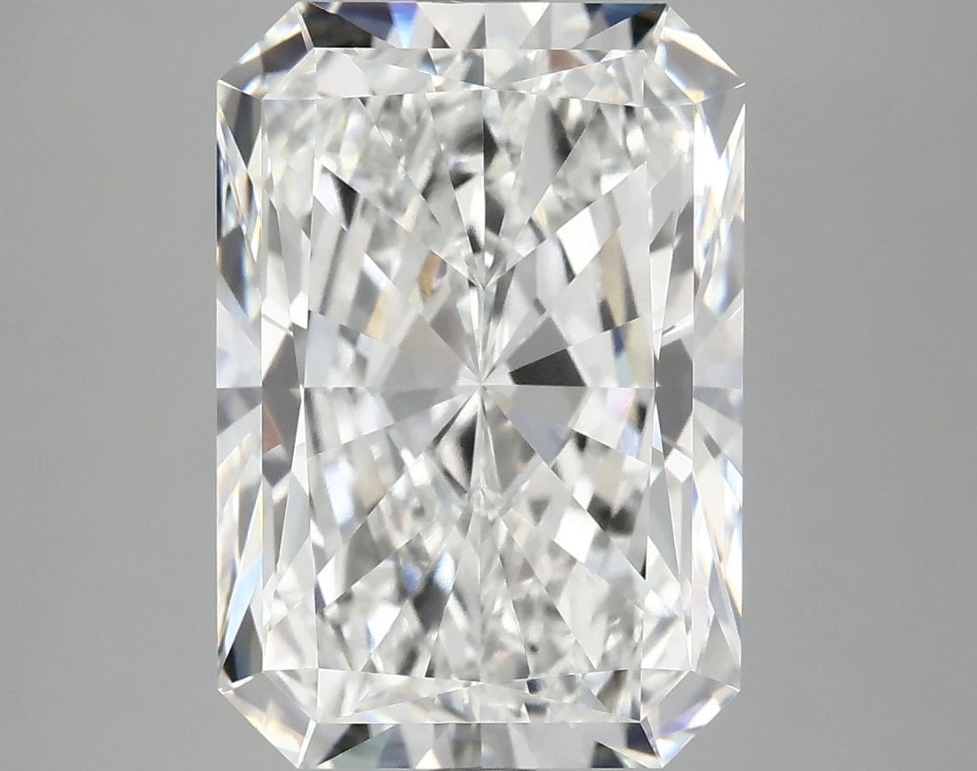IGI Radiant 7.19ct E VVS2 - Loose Lab Diamond: IGI Radiant 7.19ct E VVS2 - Loose Lab Diamond Item Specifics: Source: This Is A Real Diamond Grown In A Lab Not Mined. Carat: 7.19 Cut: - Color: E Clarity: VVS2 Polish: EX Symmetry: EX Measurements: 1