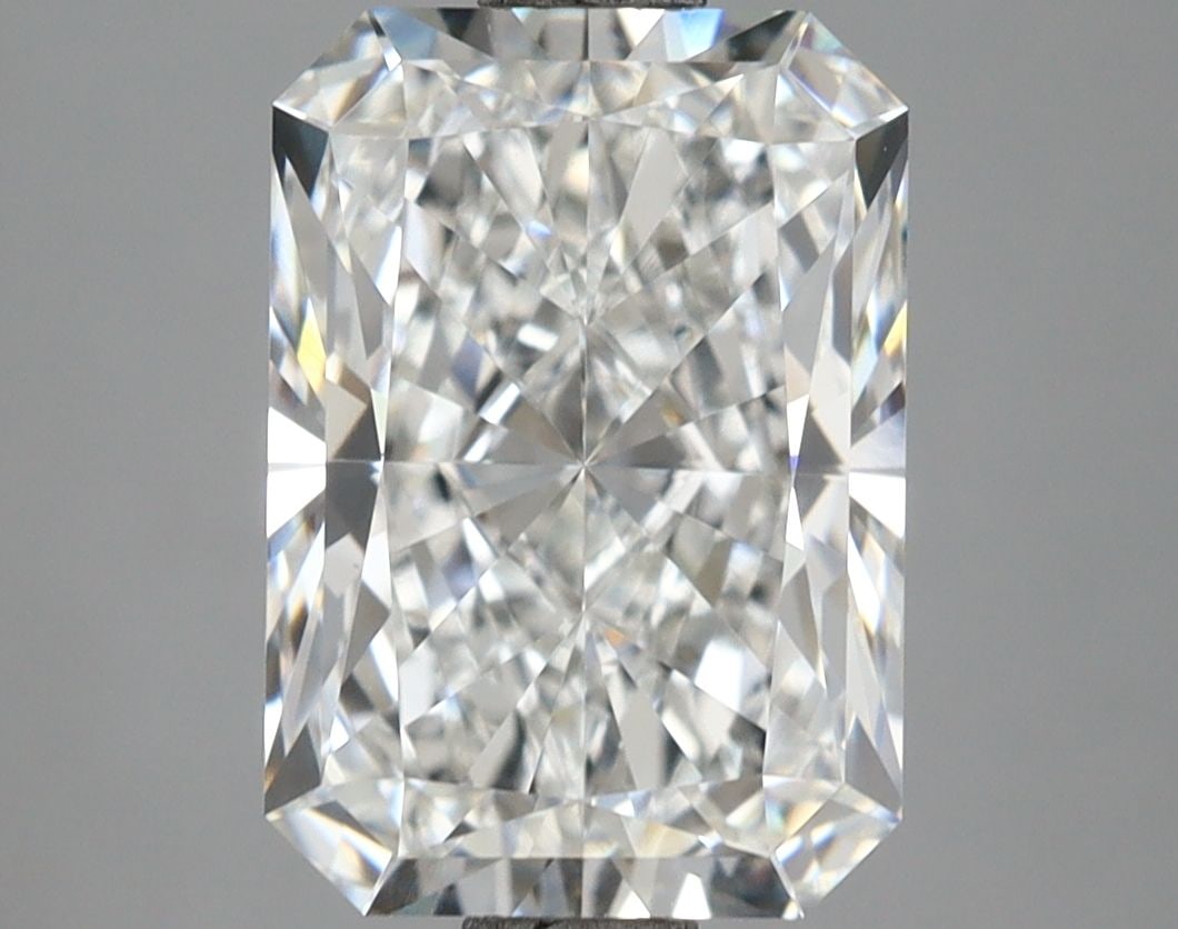 IGI Radiant 3.09ct E VVS2 - Loose Lab Diamond: IGI Radiant 3.09ct E VVS2 - Loose Lab Diamond Item Specifics: Source: This Is A Real Diamond Grown In A Lab Not Mined. Carat: 3.09 Cut: - Color: E Clarity: VVS2 Polish: EX Symmetry: EX Measurements: 1