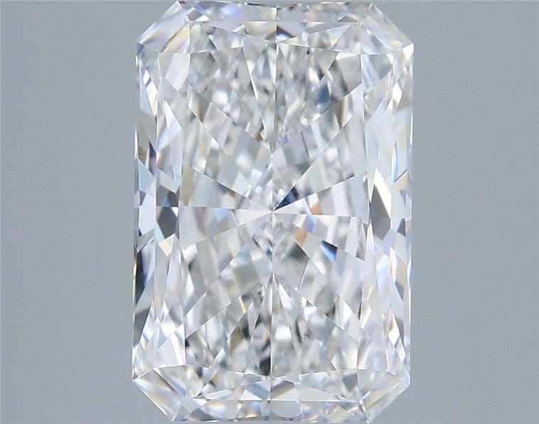 IGI Radiant 3.08ct D VVS2 - Loose Lab Diamond: IGI Radiant 3.08ct D VVS2 - Loose Lab Diamond Item Specifics: Source: This Is A Real Diamond Grown In A Lab Not Mined. Carat: 3.08 Cut: - Color: D Clarity: VVS2 Polish: EX Symmetry: EX Measurements: 1