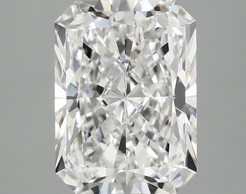 IGI Radiant 3.1ct E VVS2 - Loose Lab Diamond: IGI Radiant 3.1ct E VVS2 - Loose Lab Diamond Item Specifics: Source: This Is A Real Diamond Grown In A Lab Not Mined. Carat: 3.1 Cut: - Color: E Clarity: VVS2 Polish: EX Symmetry: EX Measurements: 9.9