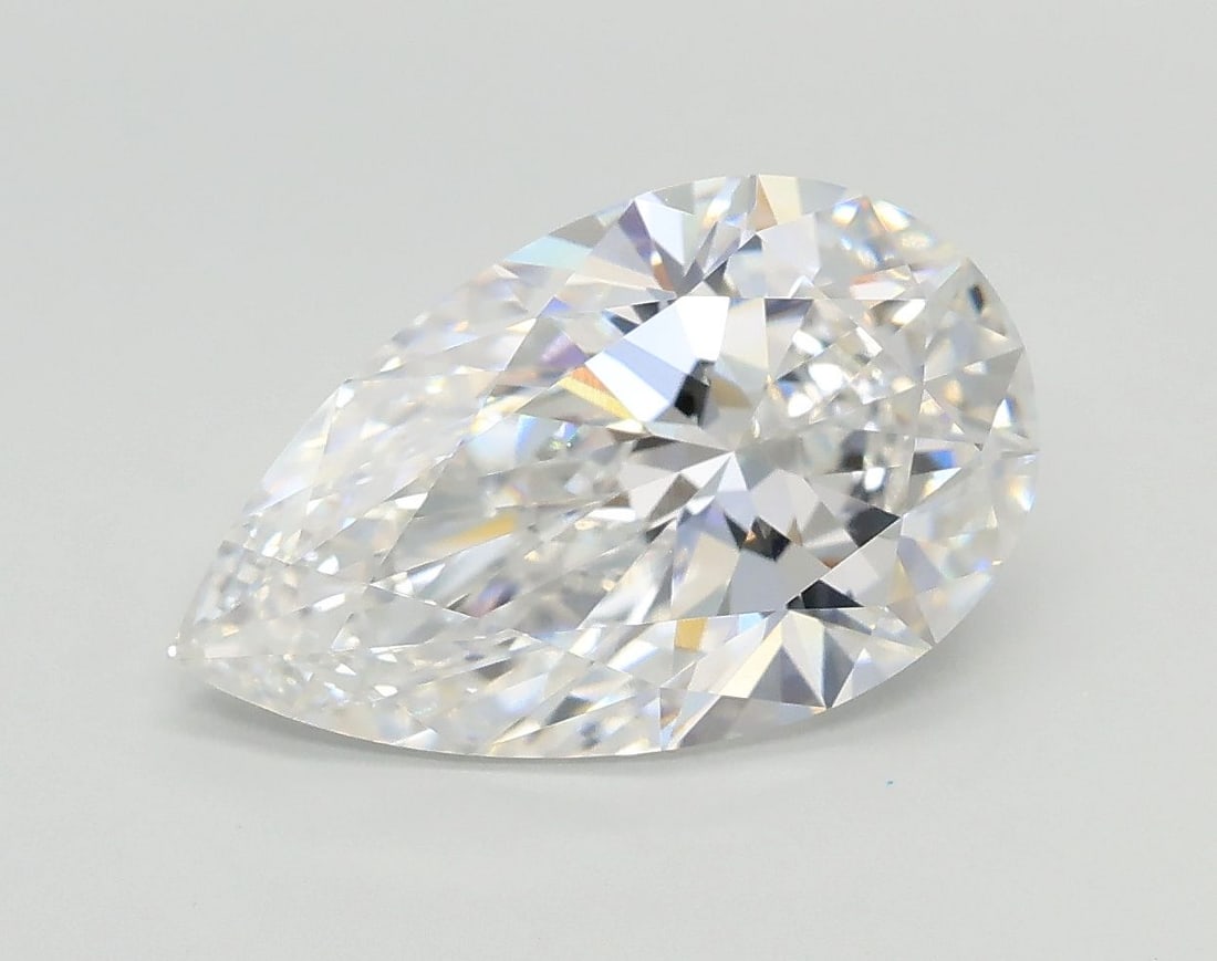 GIA Pear 2.56ct E VVS2 - Loose Lab Diamond: GIA Pear 2.56ct E VVS2 - Loose Lab Diamond Item Specifics: Source: This Is A Real Diamond Grown In A Lab Not Mined. Carat: 2.56 Cut: - Color: E Clarity: VVS2 Polish: EX Symmetry: EX Measurements: 12.6