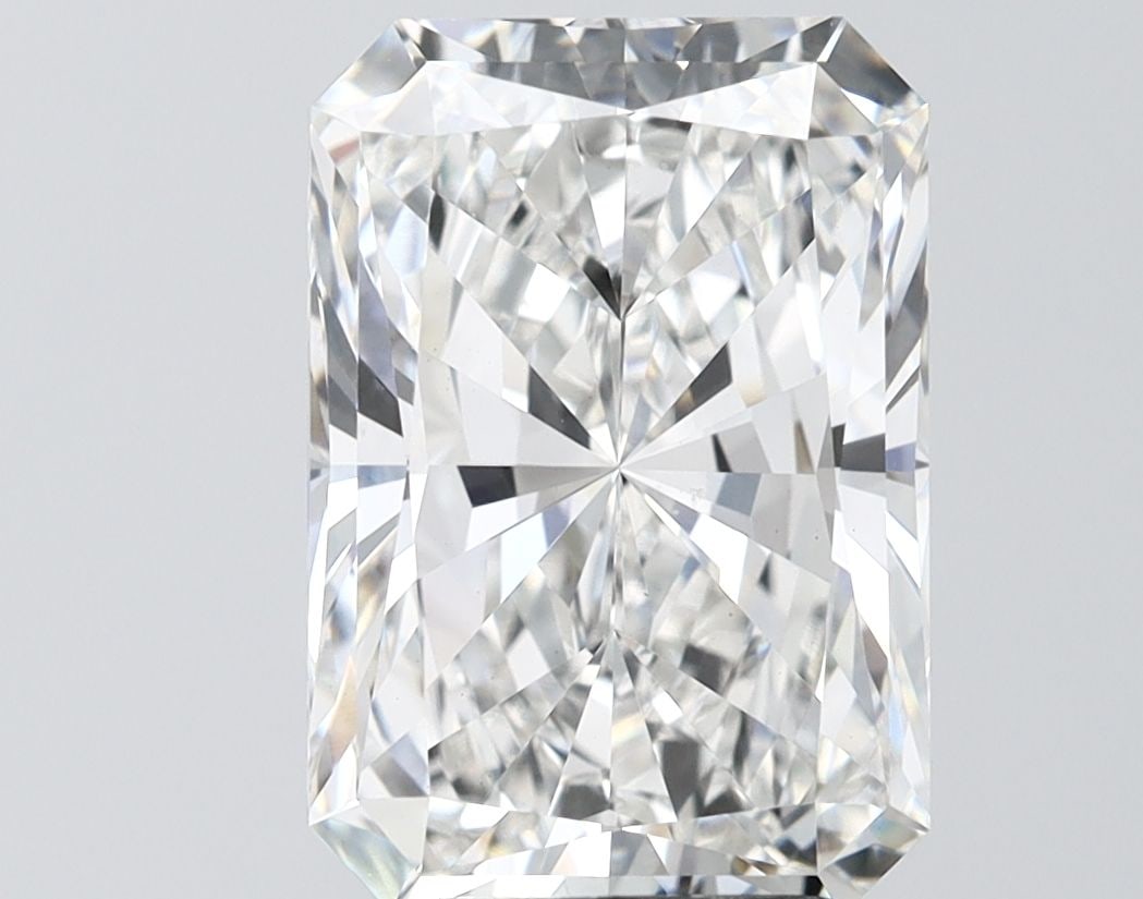 IGI Radiant 4.79ct E VVS2 - Loose Lab Diamond: IGI Radiant 4.79ct E VVS2 - Loose Lab Diamond Item Specifics: Source: This Is A Real Diamond Grown In A Lab Not Mined. Carat: 4.79 Cut: - Color: E Clarity: VVS2 Polish: EX Symmetry: EX Measurements: 1