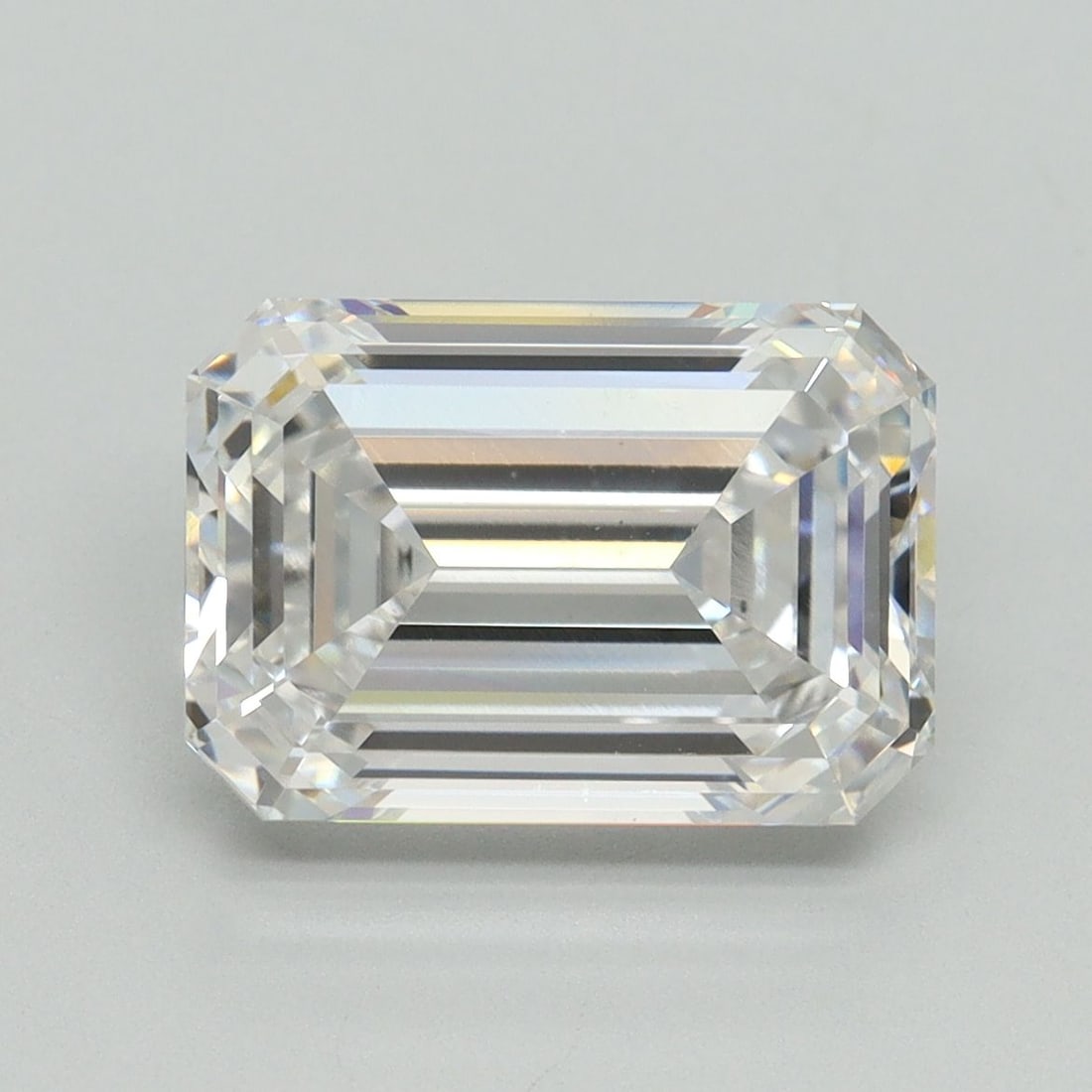IGI Emerald 4.13ct D VVS2 - Loose Lab Diamond: IGI Emerald 4.13ct D VVS2 - Loose Lab Diamond Item Specifics: Source: This Is A Real Diamond Grown In A Lab Not Mined. Carat: 4.13 Cut: - Color: D Clarity: VVS2 Polish: EX Symmetry: EX Measurements: 1