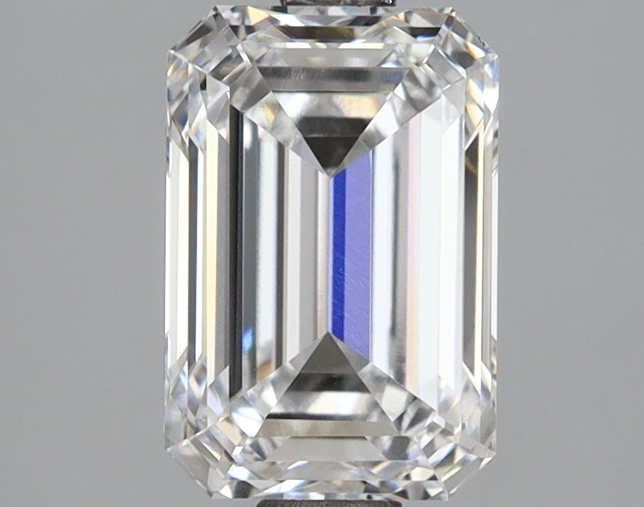 IGI Emerald 2.61ct D VVS1 - Loose Lab Diamond: IGI Emerald 2.61ct D VVS1 - Loose Lab Diamond Item Specifics: Source: This Is A Real Diamond Grown In A Lab Not Mined. Carat: 2.61 Cut: - Color: D Clarity: VVS1 Polish: EX Symmetry: EX Measurements: 9