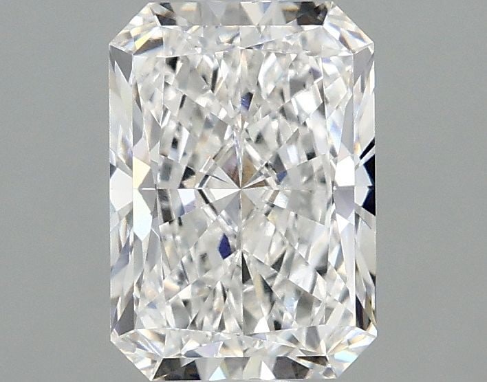 IGI Radiant 1.57ct E VVS1 - Loose Lab Diamond: IGI Radiant 1.57ct E VVS1 - Loose Lab Diamond Item Specifics: Source: This Is A Real Diamond Grown In A Lab Not Mined. Carat: 1.57 Cut: - Color: E Clarity: VVS1 Polish: EX Symmetry: EX Measurements: 8