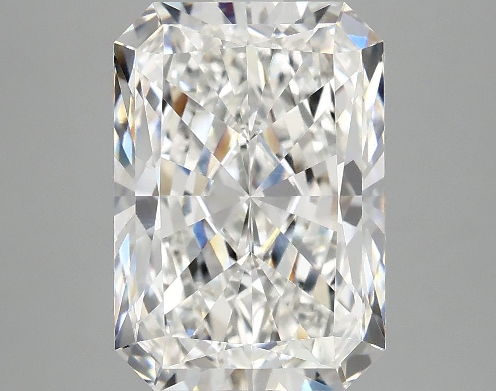 IGI Radiant 4.18ct E VVS2 - Loose Lab Diamond: IGI Radiant 4.18ct E VVS2 - Loose Lab Diamond Item Specifics: Source: This Is A Real Diamond Grown In A Lab Not Mined. Carat: 4.18 Cut: - Color: E Clarity: VVS2 Polish: EX Symmetry: EX Measurements: 1