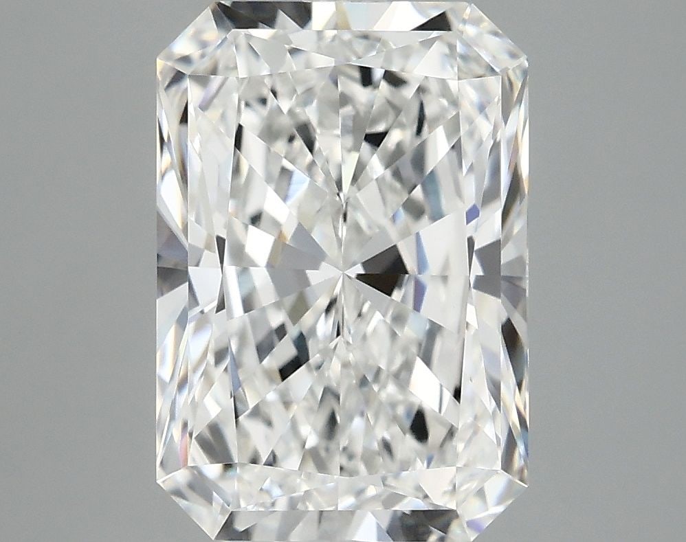 IGI Radiant 4.05ct E VVS2 - Loose Lab Diamond: IGI Radiant 4.05ct E VVS2 - Loose Lab Diamond Item Specifics: Source: This Is A Real Diamond Grown In A Lab Not Mined. Carat: 4.05 Cut: - Color: E Clarity: VVS2 Polish: EX Symmetry: EX Measurements: 1