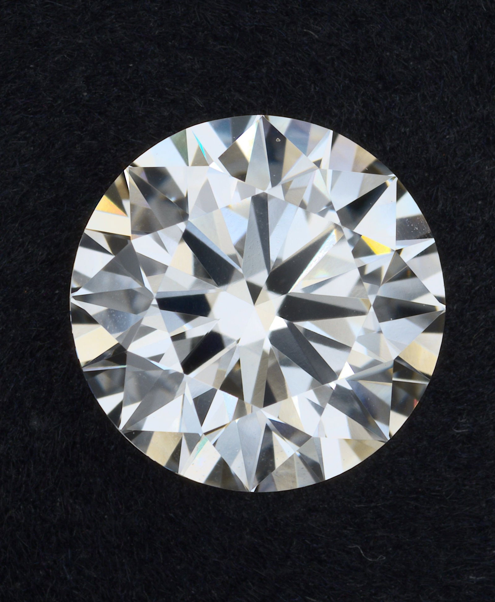 IGI Round 1.62ct J VVS2 - Ideal Loose Lab Diamond (1 of 1)