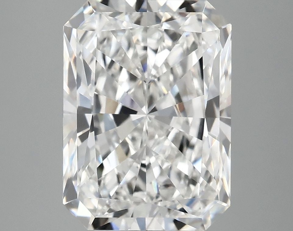 IGI Radiant 4.09ct E VVS2 - Loose Lab Diamond: IGI Radiant 4.09ct E VVS2 - Loose Lab Diamond Item Specifics: Source: This Is A Real Diamond Grown In A Lab Not Mined. Carat: 4.09 Cut: - Color: E Clarity: VVS2 Polish: EX Symmetry: EX Measurements: 1