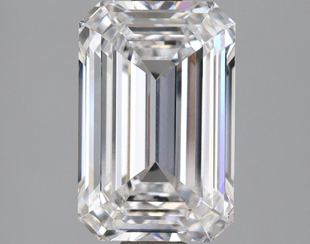 IGI Emerald 2.58ct D VVS1 - Loose Lab Diamond: IGI Emerald 2.58ct D VVS1 - Loose Lab Diamond Item Specifics: Source: This Is A Real Diamond Grown In A Lab Not Mined. Carat: 2.58 Cut: - Color: D Clarity: VVS1 Polish: EX Symmetry: EX Measurements: 9
