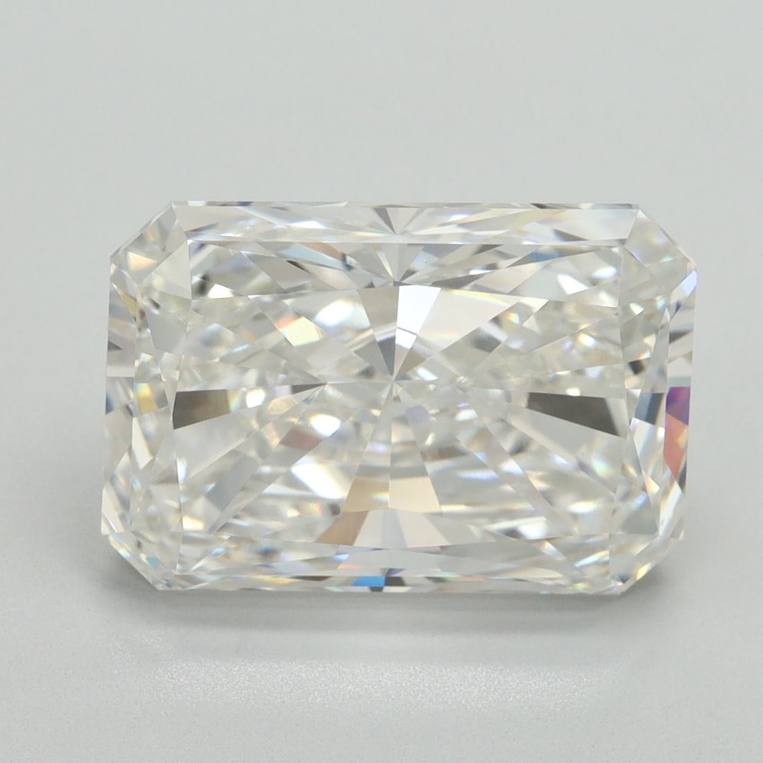 IGI Radiant 8.16ct F VVS2 - Loose Lab Diamond: IGI Radiant 8.16ct F VVS2 - Loose Lab Diamond Item Specifics: Source: This Is A Real Diamond Grown In A Lab Not Mined. Carat: 8.16 Cut: - Color: F Clarity: VVS2 Polish: EX Symmetry: EX Measurements: 1