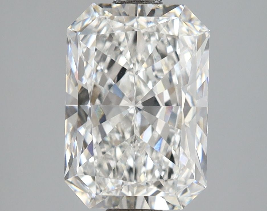 IGI Radiant 2.55ct E VVS2 - Loose Lab Diamond: IGI Radiant 2.55ct E VVS2 - Loose Lab Diamond Item Specifics: Source: This Is A Real Diamond Grown In A Lab Not Mined. Carat: 2.55 Cut: - Color: E Clarity: VVS2 Polish: EX Symmetry: EX Measurements: 9