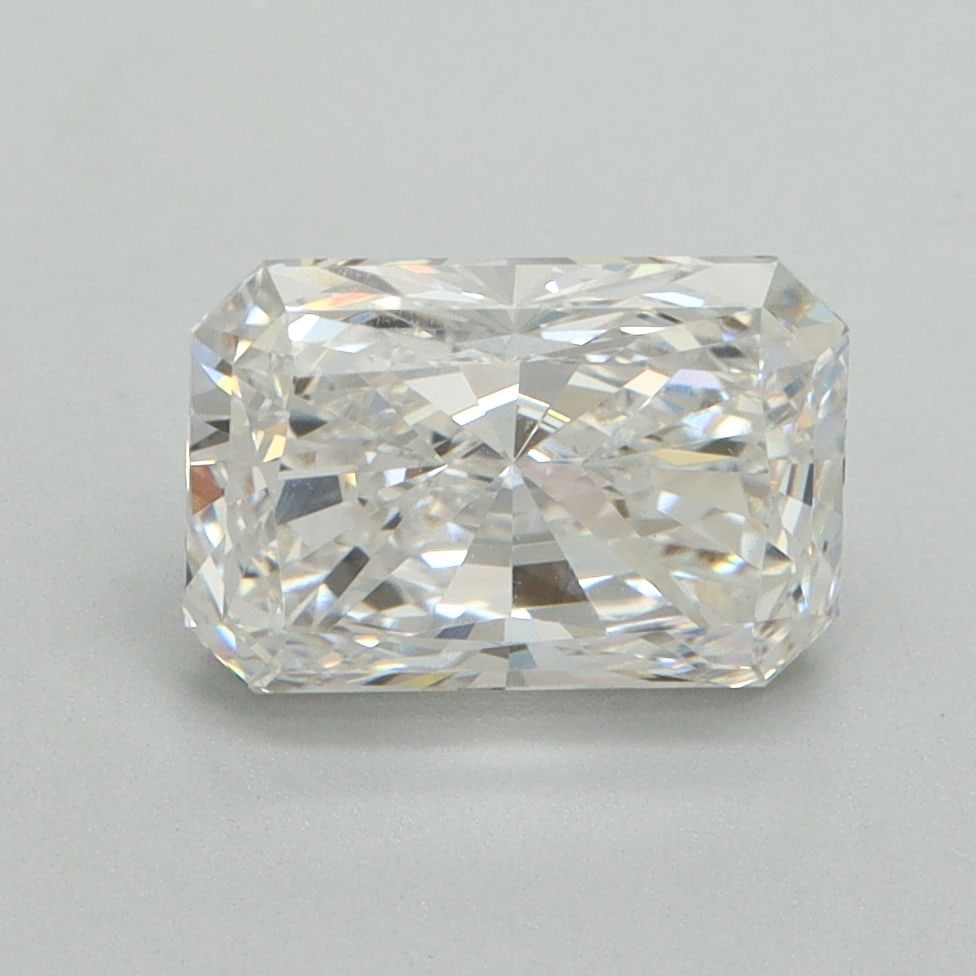 IGI Radiant 2.01ct E VVS2 - Loose Lab Diamond: IGI Radiant 2.01ct E VVS2 - Loose Lab Diamond Item Specifics: Source: This Is A Real Diamond Grown In A Lab Not Mined. Carat: 2.01 Cut: - Color: E Clarity: VVS2 Polish: EX Symmetry: EX Measurements: 8