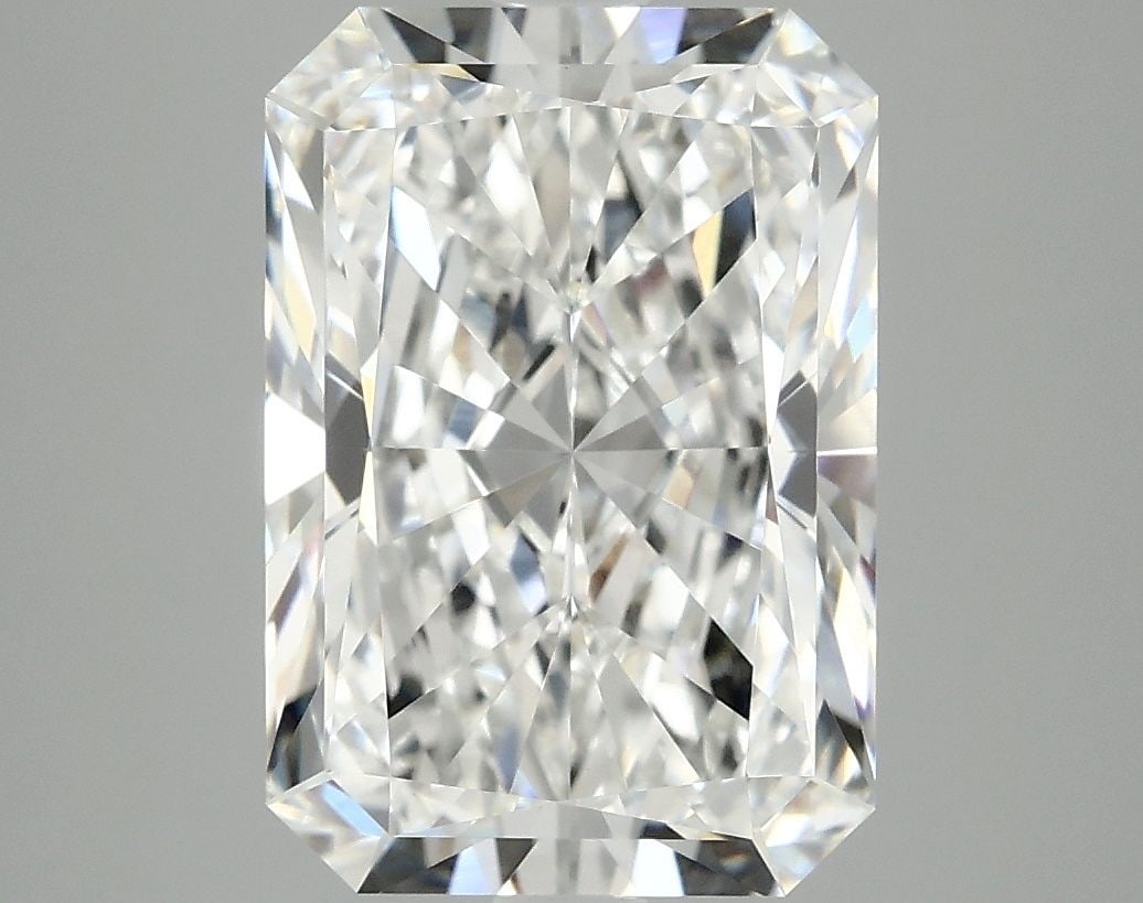 IGI Radiant 4.99ct E VVS2 - Loose Lab Diamond: IGI Radiant 4.99ct E VVS2 - Loose Lab Diamond Item Specifics: Source: This Is A Real Diamond Grown In A Lab Not Mined. Carat: 4.99 Cut: - Color: E Clarity: VVS2 Polish: EX Symmetry: EX Measurements: 1