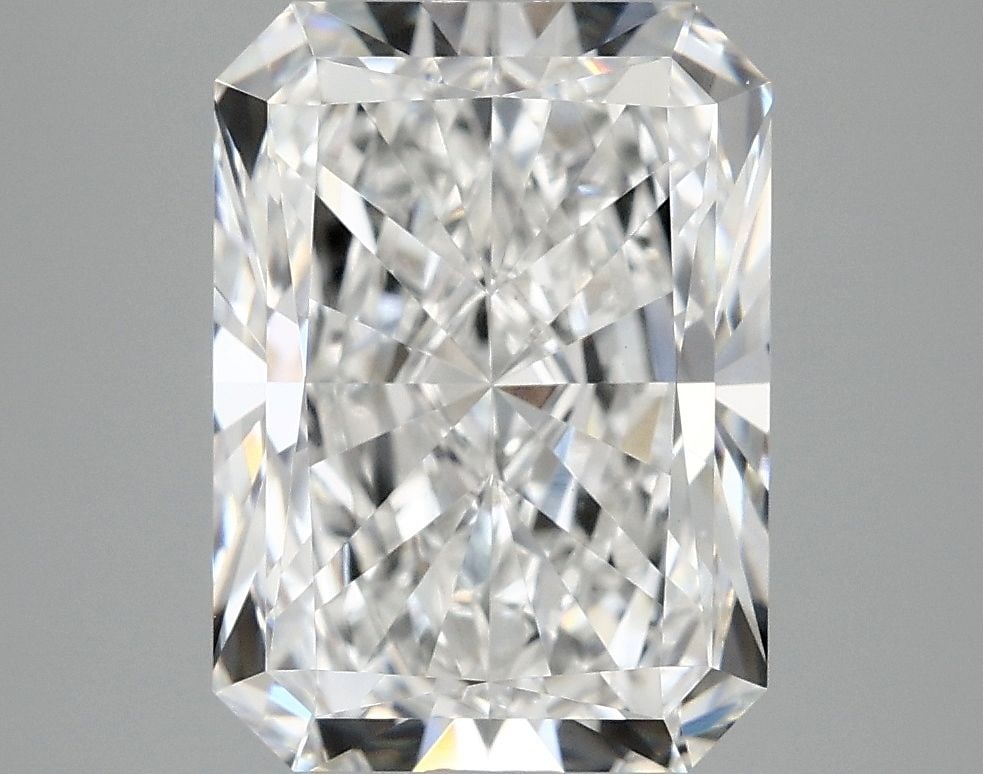 IGI Radiant 4.02ct E VVS2 - Loose Lab Diamond: IGI Radiant 4.02ct E VVS2 - Loose Lab Diamond Item Specifics: Source: This Is A Real Diamond Grown In A Lab Not Mined. Carat: 4.02 Cut: - Color: E Clarity: VVS2 Polish: EX Symmetry: EX Measurements: 1