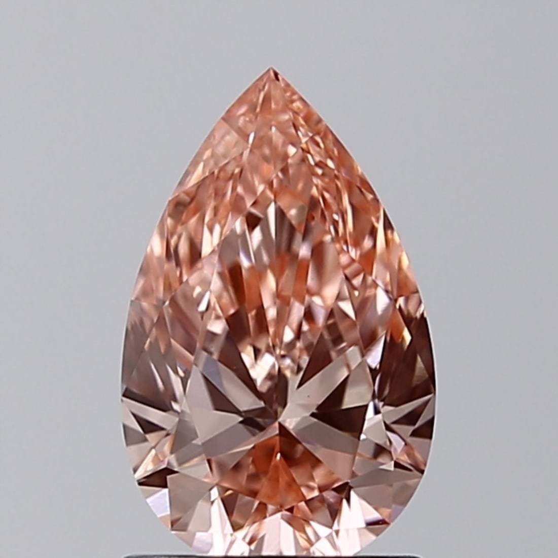 IGI Pear 3.08ct Fancy Vivid Pink VVS2 - Loose Lab Diamond: IGI Pear 3.08ct Fancy Vivid Pink VVS2 - Loose Lab Diamond Item Specifics: Source: This Is A Real Diamond Grown In A Lab Not Mined. Carat: 3.08 Cut: - Color: Fancy Vivid Pink Clarity: VVS2 Polish: EX S