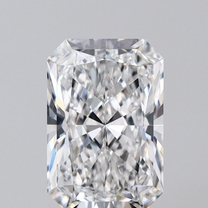 IGI Radiant 1.57ct E VVS2 - Loose Lab Diamond: IGI Radiant 1.57ct E VVS2 - Loose Lab Diamond Item Specifics: Source: This Is A Real Diamond Grown In A Lab Not Mined. Carat: 1.57 Cut: - Color: E Clarity: VVS2 Polish: EX Symmetry: EX Measurements: 8