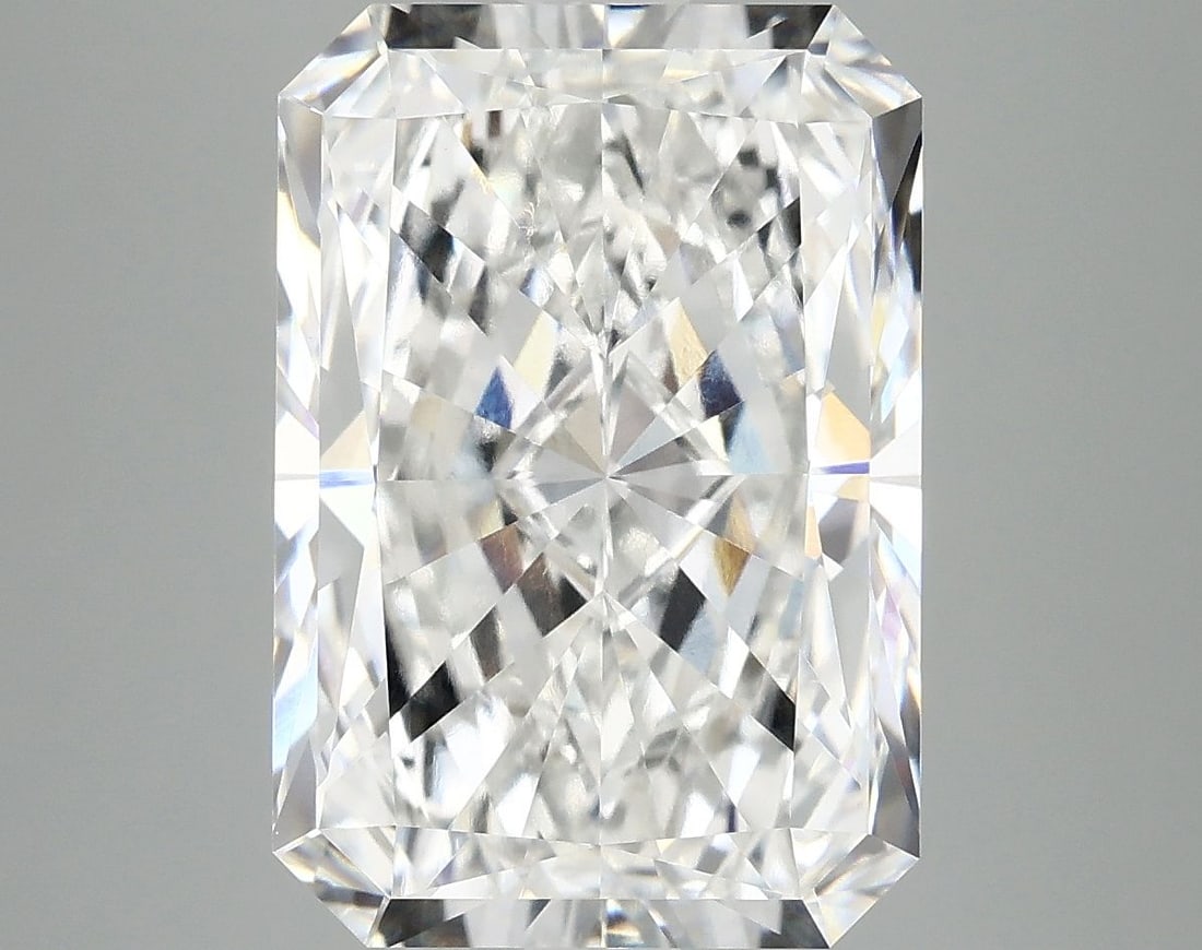 IGI Radiant 7.52ct E VVS2 - Loose Lab Diamond: IGI Radiant 7.52ct E VVS2 - Loose Lab Diamond Item Specifics: Source: This Is A Real Diamond Grown In A Lab Not Mined. Carat: 7.52 Cut: - Color: E Clarity: VVS2 Polish: EX Symmetry: EX Measurements: