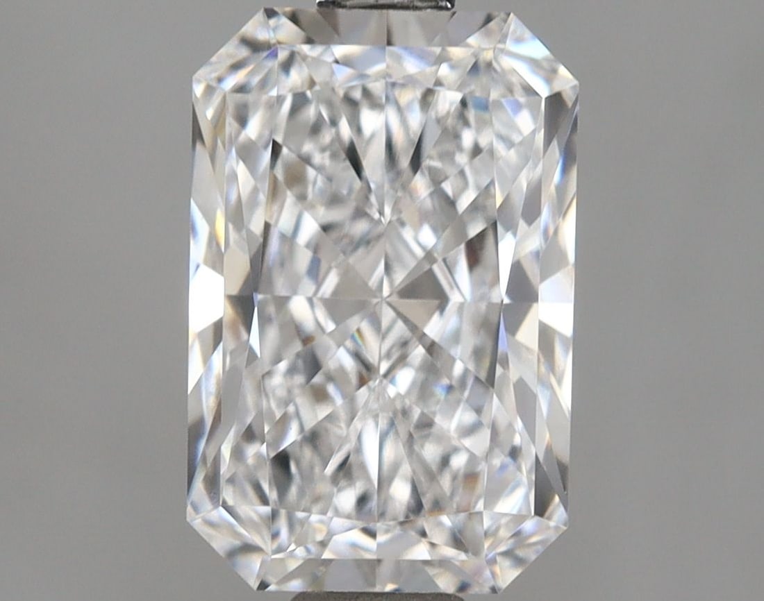 IGI Radiant 2.04ct D VVS1 - Loose Lab Diamond: IGI Radiant 2.04ct D VVS1 - Loose Lab Diamond Item Specifics: Source: This Is A Real Diamond Grown In A Lab Not Mined. Carat: 2.04 Cut: - Color: D Clarity: VVS1 Polish: EX Symmetry: EX Measurements: 9
