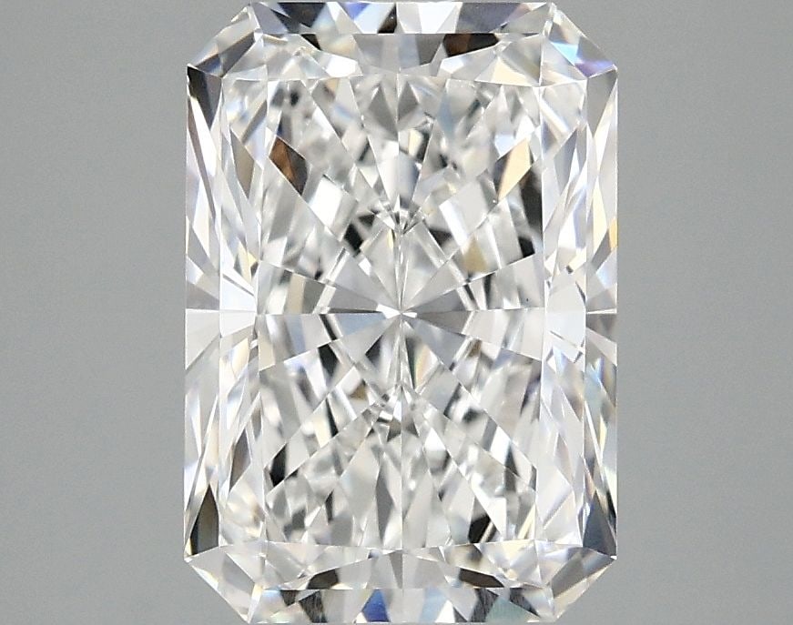 IGI Radiant 3.01ct E VVS2 - Loose Lab Diamond: IGI Radiant 3.01ct E VVS2 - Loose Lab Diamond Item Specifics: Source: This Is A Real Diamond Grown In A Lab Not Mined. Carat: 3.01 Cut: - Color: E Clarity: VVS2 Polish: EX Symmetry: EX Measurements: 1