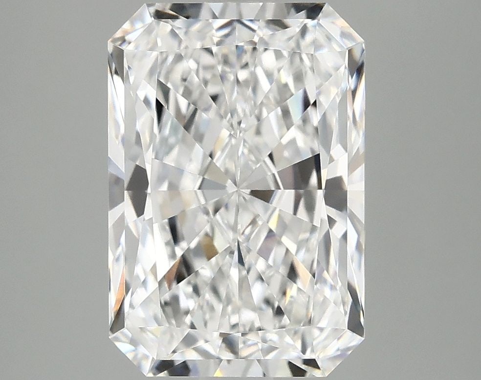 IGI Radiant 3.94ct D VVS2 - Loose Lab Diamond: IGI Radiant 3.94ct D VVS2 - Loose Lab Diamond Item Specifics: Source: This Is A Real Diamond Grown In A Lab Not Mined. Carat: 3.94 Cut: - Color: D Clarity: VVS2 Polish: EX Symmetry: EX Measurements: 1