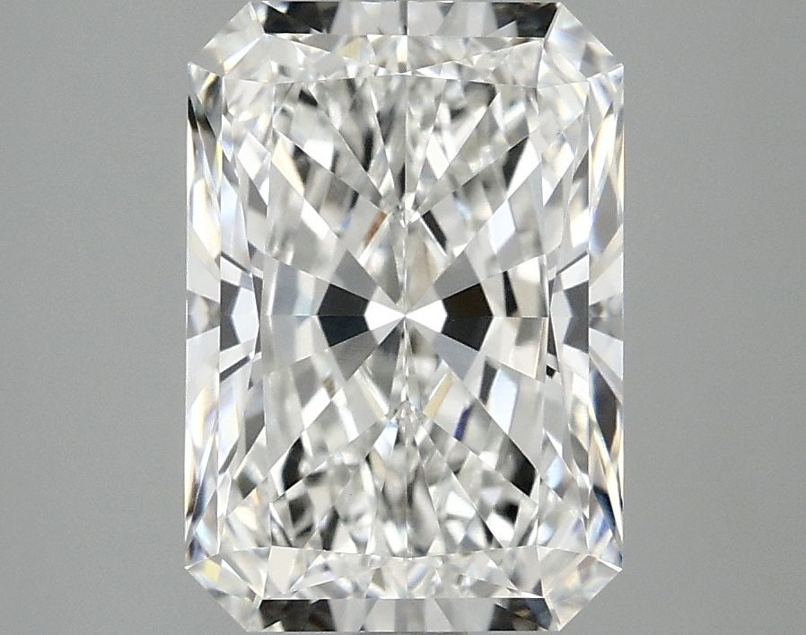 IGI Radiant 3.07ct E VVS2 - Loose Lab Diamond: IGI Radiant 3.07ct E VVS2 - Loose Lab Diamond Item Specifics: Source: This Is A Real Diamond Grown In A Lab Not Mined. Carat: 3.07 Cut: - Color: E Clarity: VVS2 Polish: EX Symmetry: EX Measurements: 1