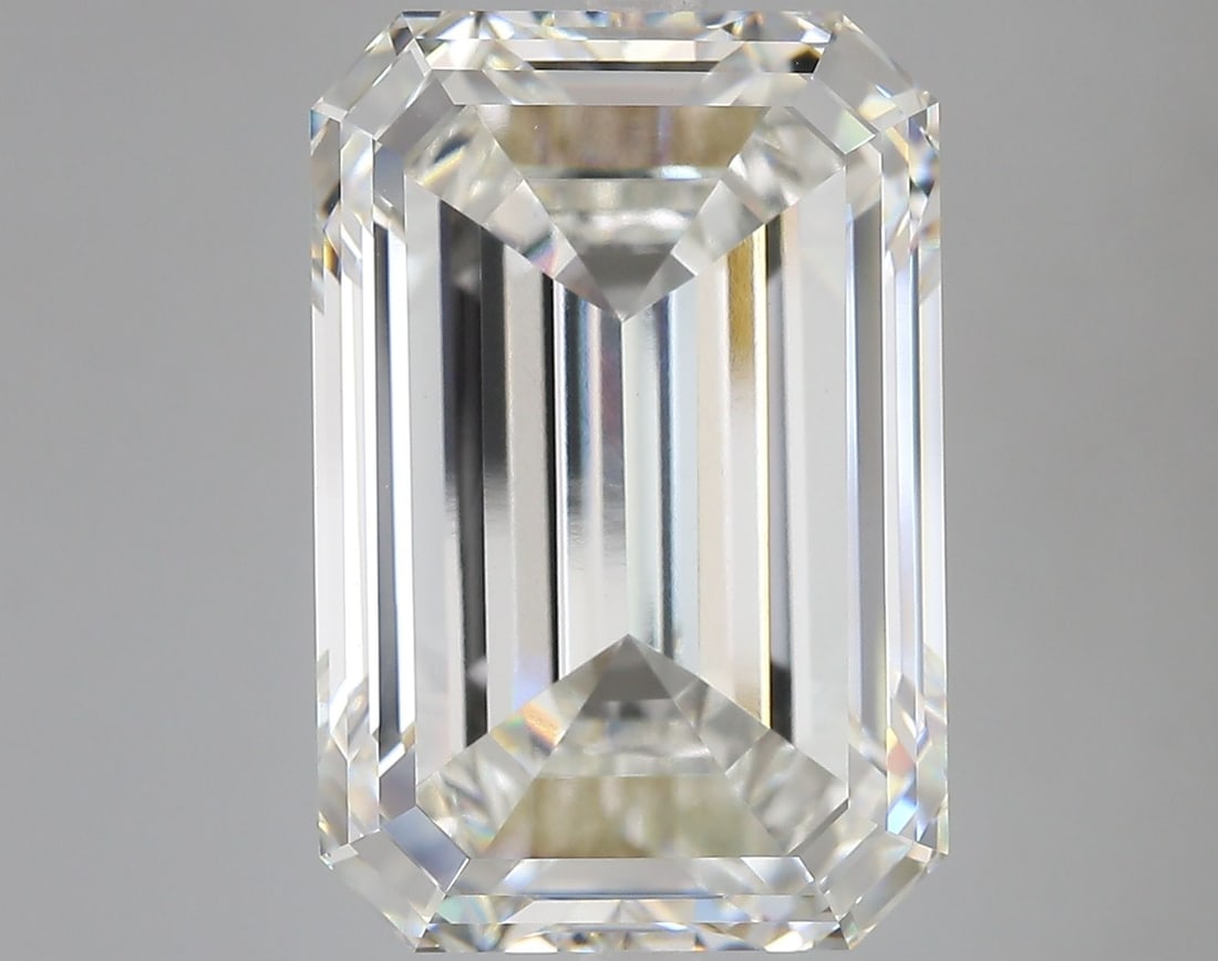 IGI Emerald 15.56ct G VVS2 - Loose Lab Diamond: IGI Emerald 15.56ct G VVS2 - Loose Lab Diamond Item Specifics: Source: This Is A Real Diamond Grown In A Lab Not Mined. Carat: 15.56 Cut: - Color: G Clarity: VVS2 Polish: EX Symmetry: EX Measurements: