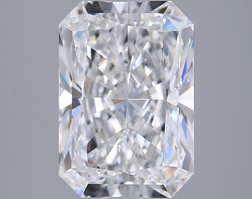 IGI Radiant 2.24ct E VVS2 - Loose Lab Diamond: IGI Radiant 2.24ct E VVS2 - Loose Lab Diamond Item Specifics: Source: This Is A Real Diamond Grown In A Lab Not Mined. Carat: 2.24 Cut: - Color: E Clarity: VVS2 Polish: EX Symmetry: EX Measurements: 9