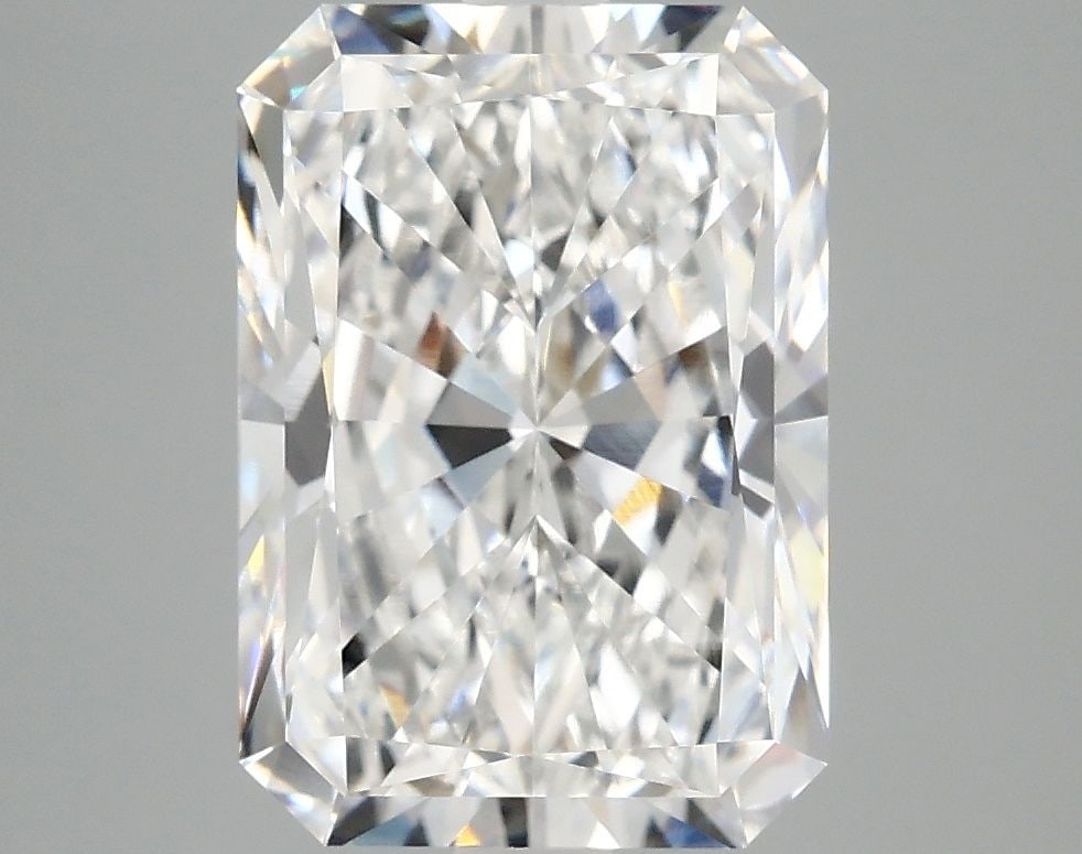 IGI Radiant 4.19ct E VVS2 - Loose Lab Diamond: IGI Radiant 4.19ct E VVS2 - Loose Lab Diamond Item Specifics: Source: This Is A Real Diamond Grown In A Lab Not Mined. Carat: 4.19 Cut: - Color: E Clarity: VVS2 Polish: EX Symmetry: EX Measurements: 1