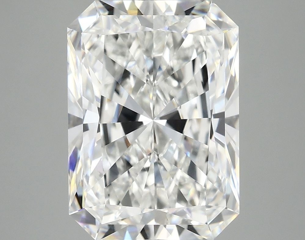 IGI Radiant 4.17ct E VVS2 - Loose Lab Diamond: IGI Radiant 4.17ct E VVS2 - Loose Lab Diamond Item Specifics: Source: This Is A Real Diamond Grown In A Lab Not Mined. Carat: 4.17 Cut: - Color: E Clarity: VVS2 Polish: EX Symmetry: EX Measurements: 1