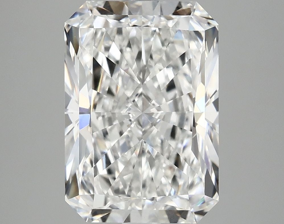 IGI Radiant 3.92ct E VVS2 - Loose Lab Diamond: IGI Radiant 3.92ct E VVS2 - Loose Lab Diamond Item Specifics: Source: This Is A Real Diamond Grown In A Lab Not Mined. Carat: 3.92 Cut: - Color: E Clarity: VVS2 Polish: EX Symmetry: EX Measurements: 1