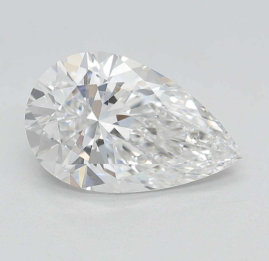 IGI Pear 4.0ct E VVS2 - Loose Lab Diamond: IGI Pear 4.0ct E VVS2 - Loose Lab Diamond Item Specifics: Source: This Is A Real Diamond Grown In A Lab Not Mined. Carat: 4.0 Cut: - Color: E Clarity: VVS2 Polish: EX Symmetry: EX Measurements: 14.2L 